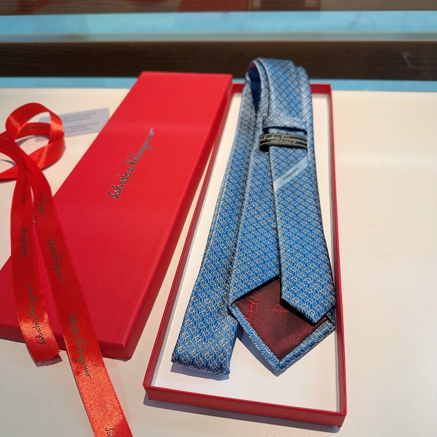 Luxury 156 Thread Count Silk Packaging for Customized Products - 图片 3