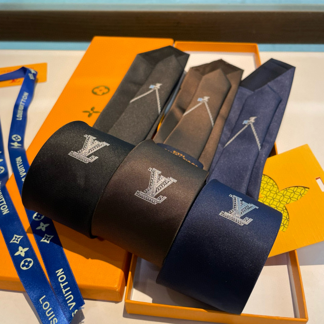 NO:301788,Men's tie series, rare Monogram Classic tie organically combines classic Louis Vuitton style with fine workmanship. The design is delicate and luxurious in texture is suitable for matching various business styles and formal styles to add elegant tones. The interpretation is more elegant and elegant, allowing men to fully display their personality. Top jacquard silk handmade custom-made hand stitching, soft texture, showing the extraordinary craftsmanship of donkeys., tie, louis vuitton, louis vuitton, louis vuitton, louis vuitton, real silk, ties19860909男士领带系列,稀有Monogram Classic领带将经典路易威登风格与精细做工有机结合.设计细腻.质感奢华的上等桑蚕丝面料,适合搭配各款商务造型和正装造型增添优雅色调,赠礼的周到之选.演绎的更显雅致风范.让男士可以充分展示自己个性.顶级提花真丝手工定制手工缝线,质地轻柔,尽显驴家非凡工艺.,领带,louis vuitton,louis vuitton,louis vuitton,real silk,ties,accessory