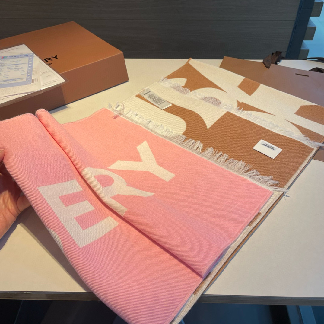  Bur难得尾单，Qc盯了一个月才拿出来的重磅极品好货，国内专柜没上的款，牛气满满TB系列限量款❗️双面