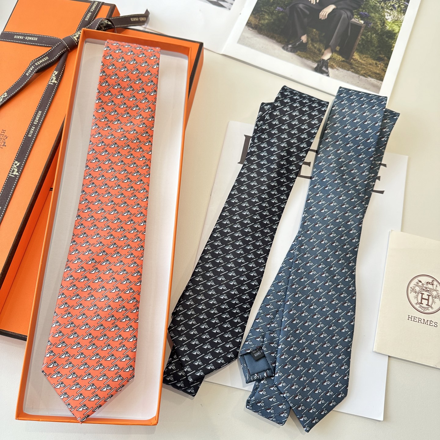 特价特 男士新款印花领带系列【驰马骋色】👔👔，稀有😻😻H家每年都有一千条不同印花的领带面世，从最初的多以