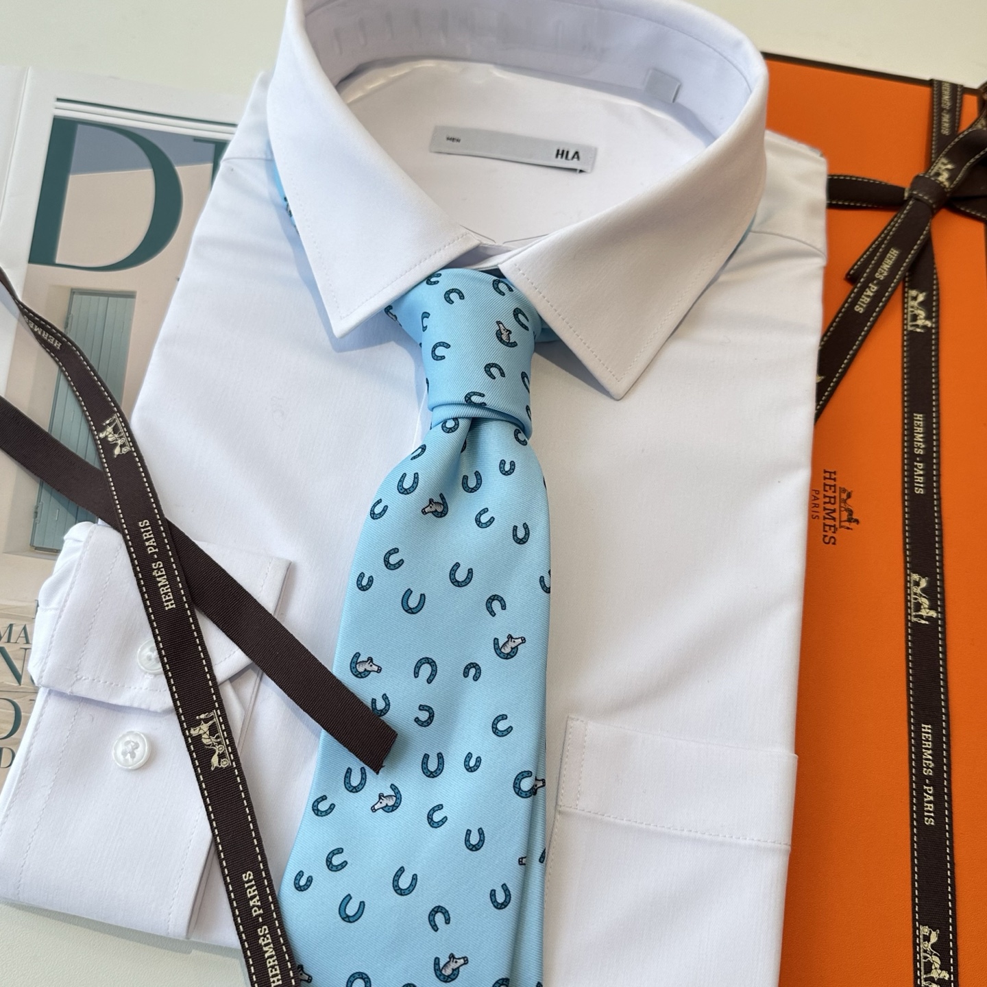 特价特 男士新款印花领带系列【出奇制胜】👔👔，稀有😻😻H家每年都有一千条不同印花的领带面世，从最初的多以