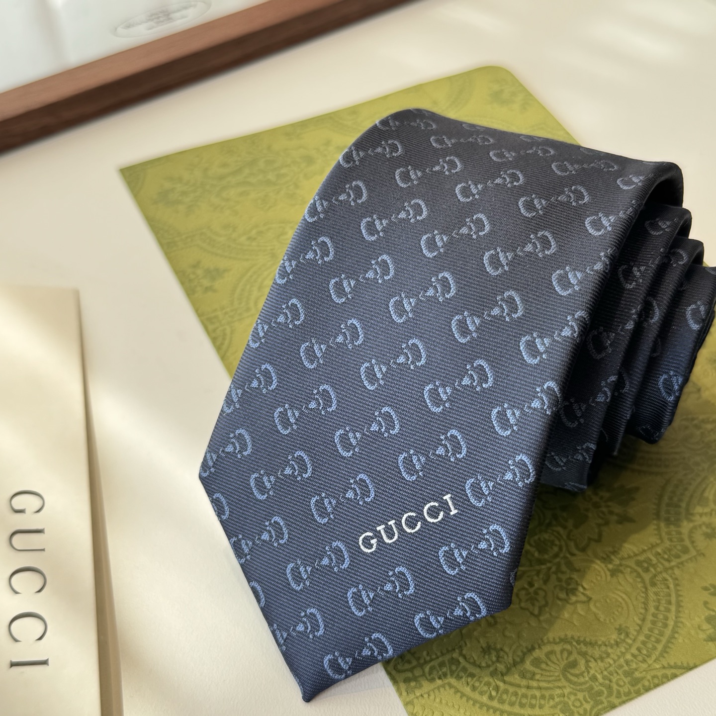 特价 特 G家专柜新款【GG标识领带】男士领带👔👔，稀有采用经典小G LOGO提花展现精湛手工与时尚优雅