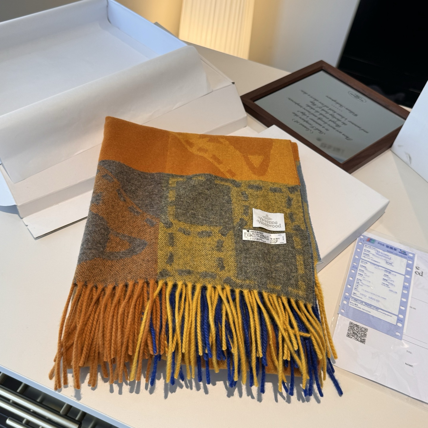 🆕𝐕𝐢𝐯𝐢𝐞𝐧𝐧𝐞 𝐖𝐞𝐬𝐭𝐰𝐨𝐨𝐝🪐✨经典大土星围巾 vivienne westwood西太后土星 英