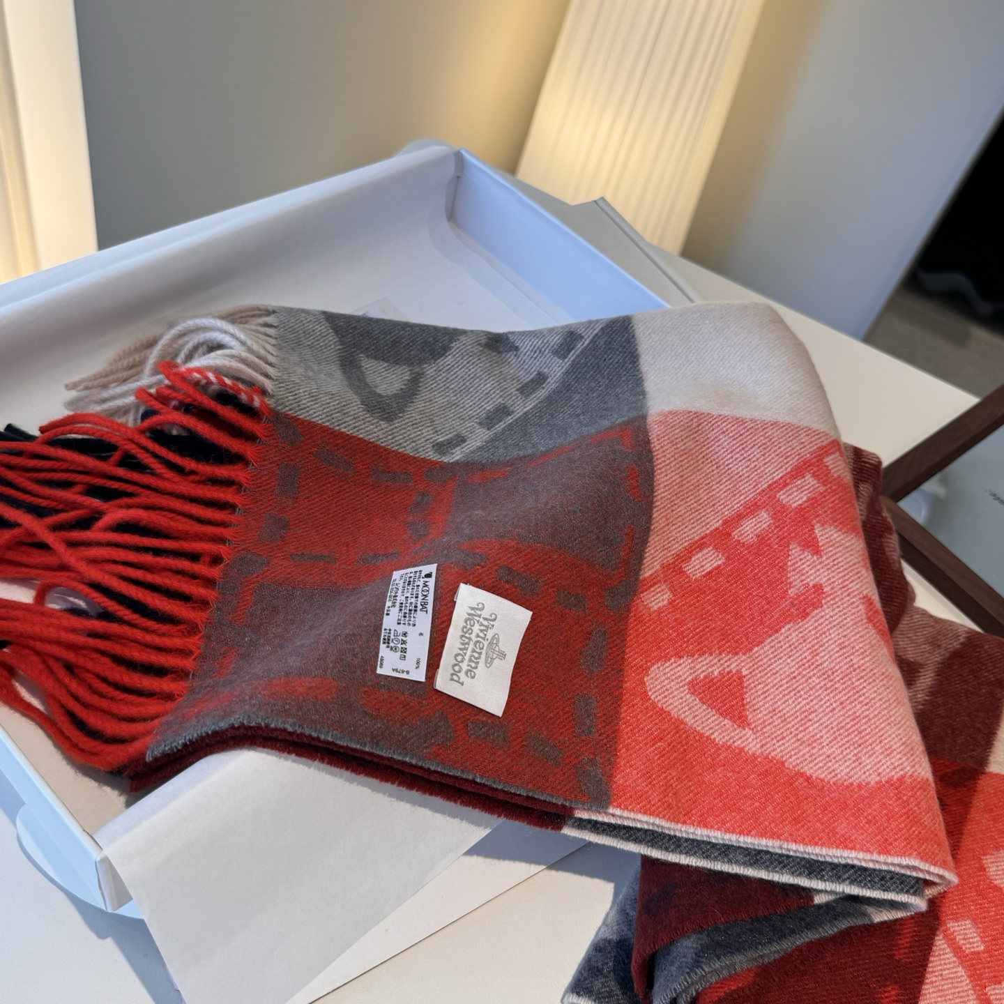 🆕𝐕𝐢𝐯𝐢𝐞𝐧𝐧𝐞 𝐖𝐞𝐬𝐭𝐰𝐨𝐨𝐝🪐✨经典大土星围巾 vivienne westwood西太后土星 英