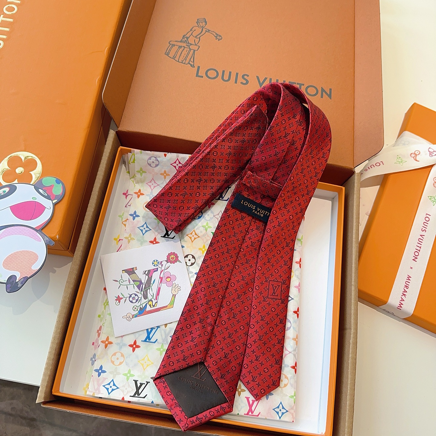 特价 LV老花领带 ，路易威登经典领带👔老花提花设计，男士必备单品超时尚！高端品质 版型面料都达到品牌标