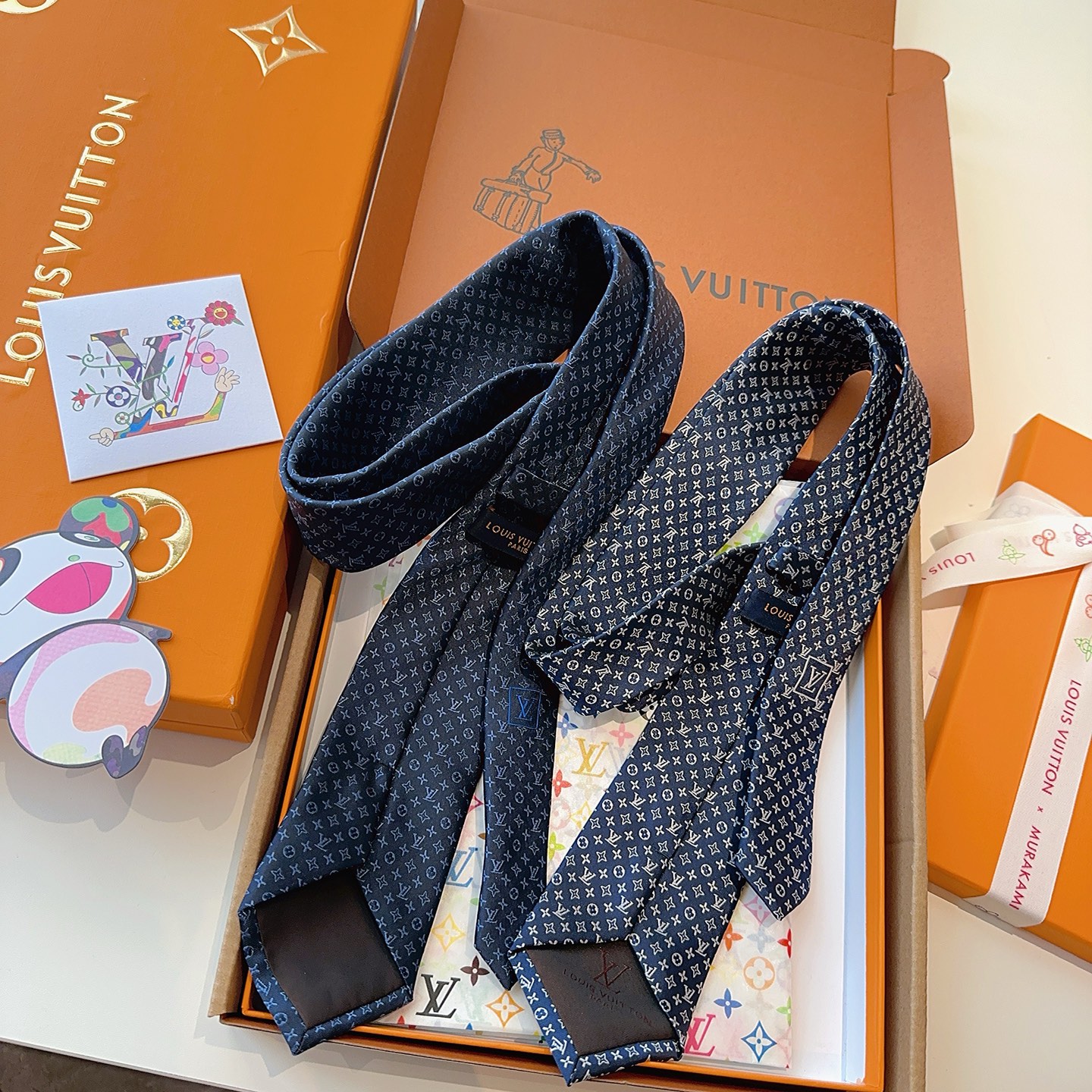 特价 LV老花领带 ，路易威登经典领带👔老花提花设计，男士必备单品超时尚！高端品质 版型面料都达到品牌标