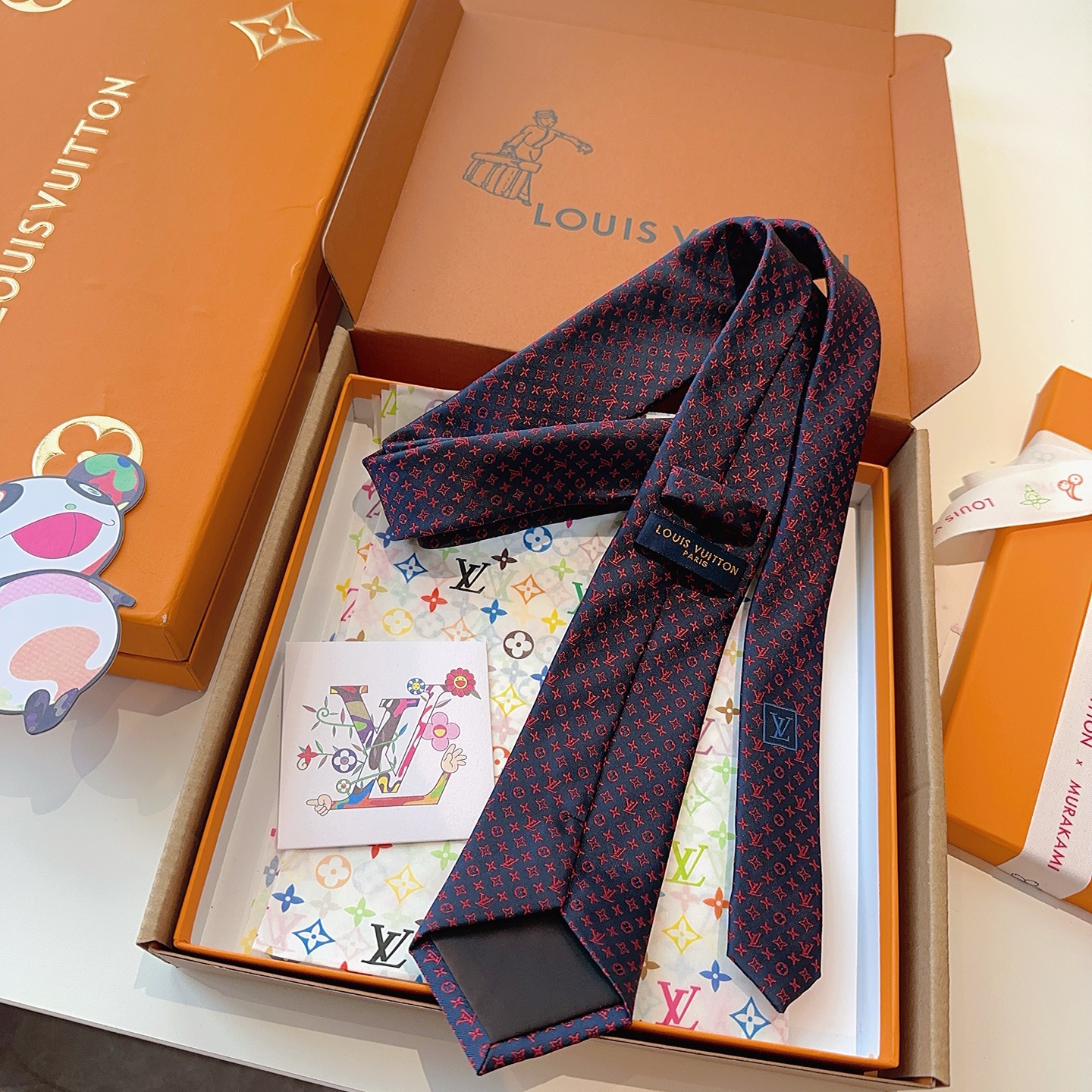 特价 LV老花领带 ，路易威登经典领带👔老花提花设计，男士必备单品超时尚！高端品质 版型面料都达到品牌标