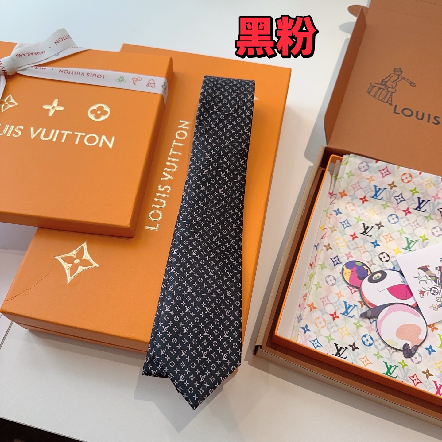 特价 LV老花领带 ，路易威登经典领带👔老花提花设计，男士必备单品超时尚！高端品质 版型面料都达到品牌标