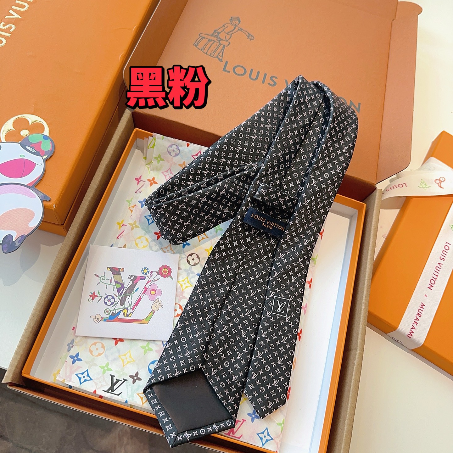 特价 LV老花领带 ，路易威登经典领带👔老花提花设计，男士必备单品超时尚！高端品质 版型面料都达到品牌标