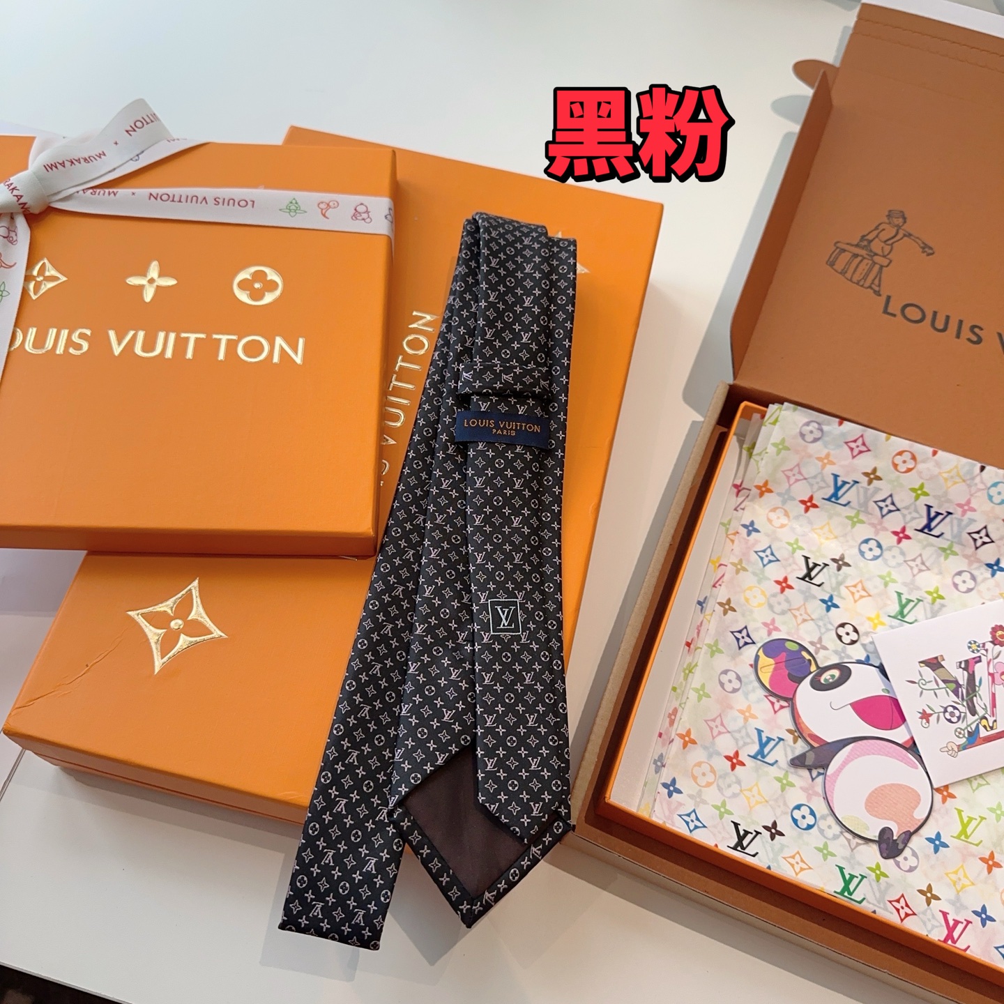 特价 LV老花领带 ，路易威登经典领带👔老花提花设计，男士必备单品超时尚！高端品质 版型面料都达到品牌标