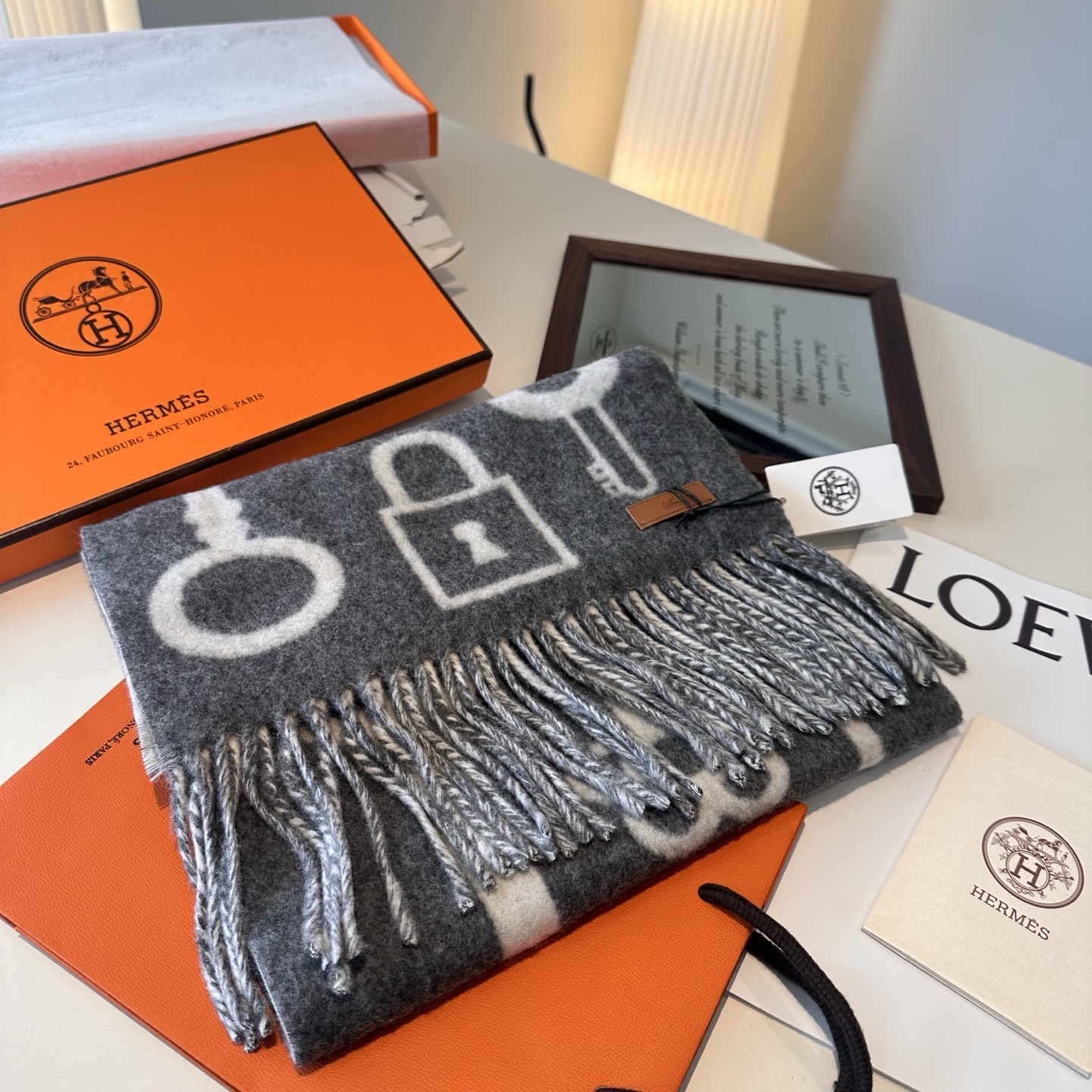 全网都爱的一款H钥匙双面羊绒围巾，Casaque Porte-Clefs触感柔软细腻 软软绵绵如云朵般轻