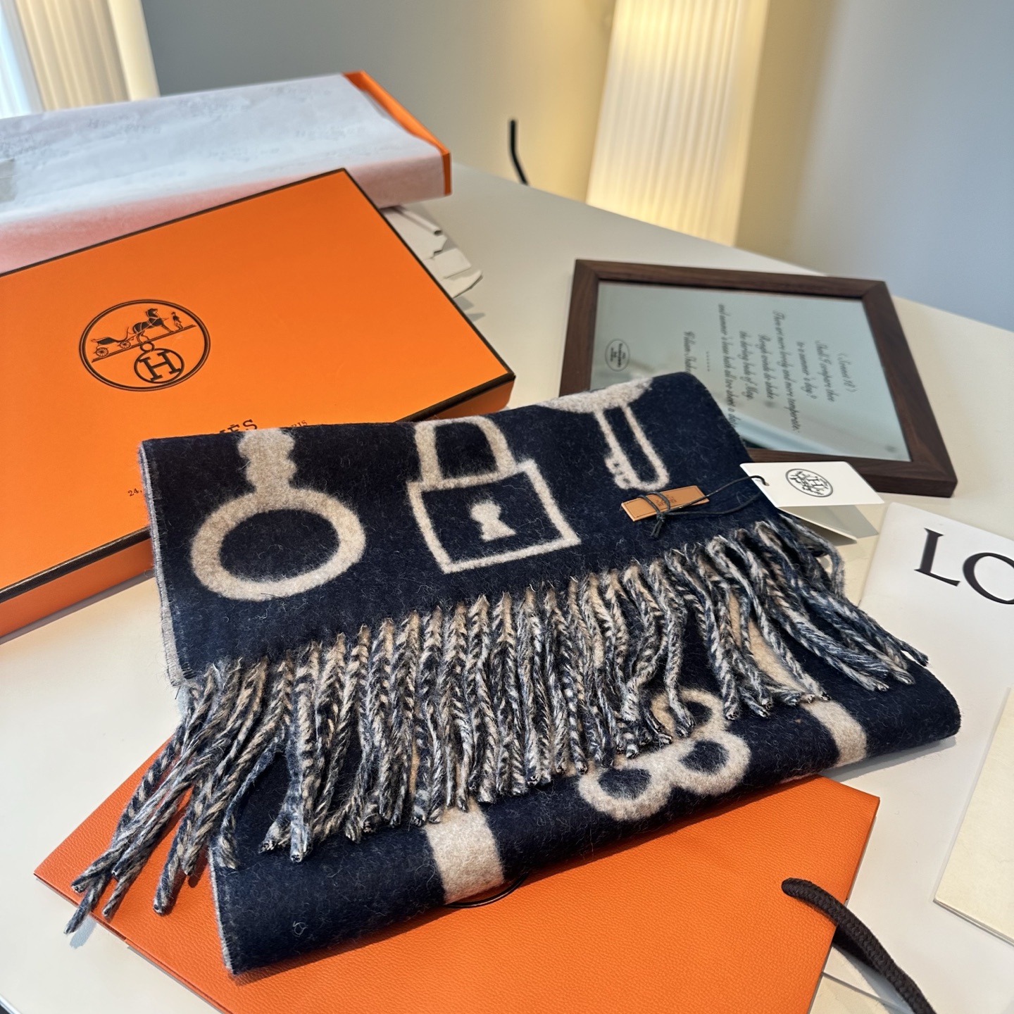 全网都爱的一款H钥匙双面羊绒围巾，Casaque Porte-Clefs触感柔软细腻 软软绵绵如云朵般轻