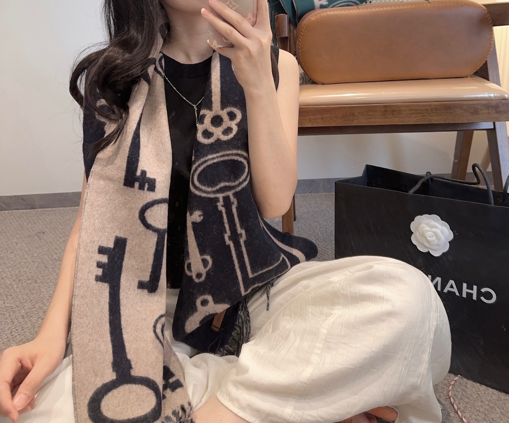 全网都爱的一款H钥匙双面羊绒围巾，Casaque Porte-Clefs触感柔软细腻 软软绵绵如云朵般轻