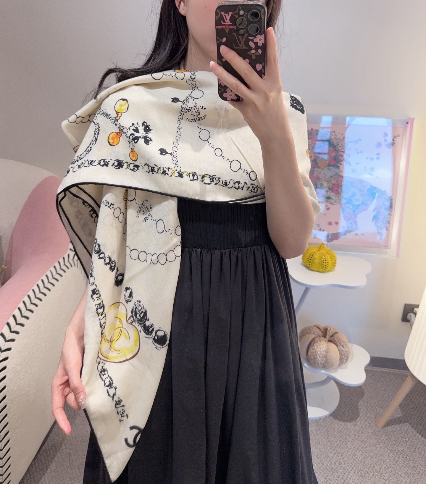 ✨✨【▪️ 优雅型格！这份魅力绝对是艺术大师级才能创作的一线水准❗️】太佩服Chanel这位设计师了，出
