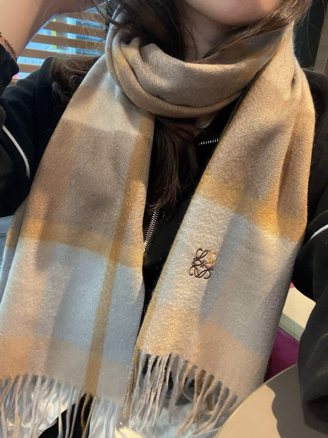 🆕 【重磅推荐❗️LOEWE · 罗意威】炒鸡高级感，名媛白富美必备❗️】拿到手你就懂我说的了，100%