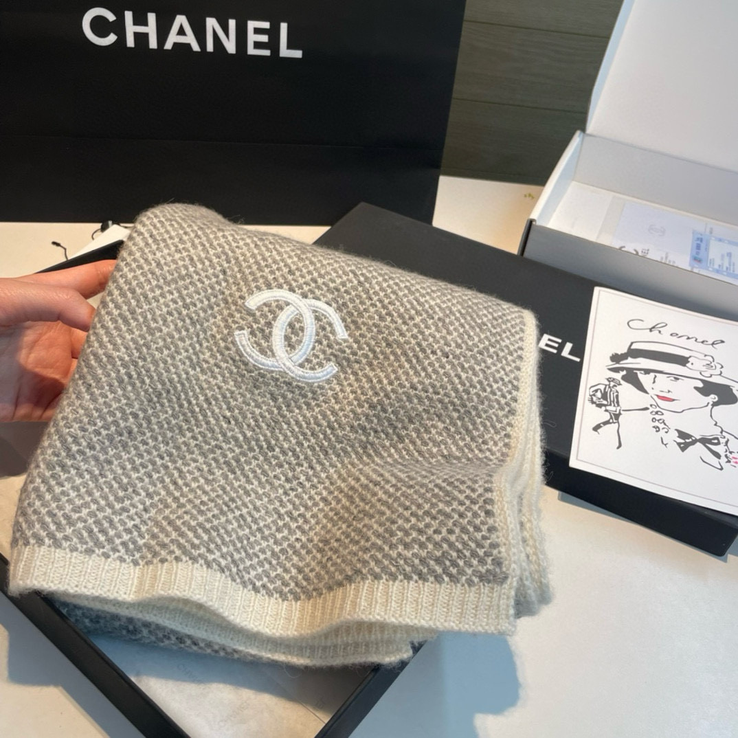 网红刘钰懿同款！真的超级气质百搭的设计~经典菱格纹元素再现，香家专属的风格！双coco lady名媛气质