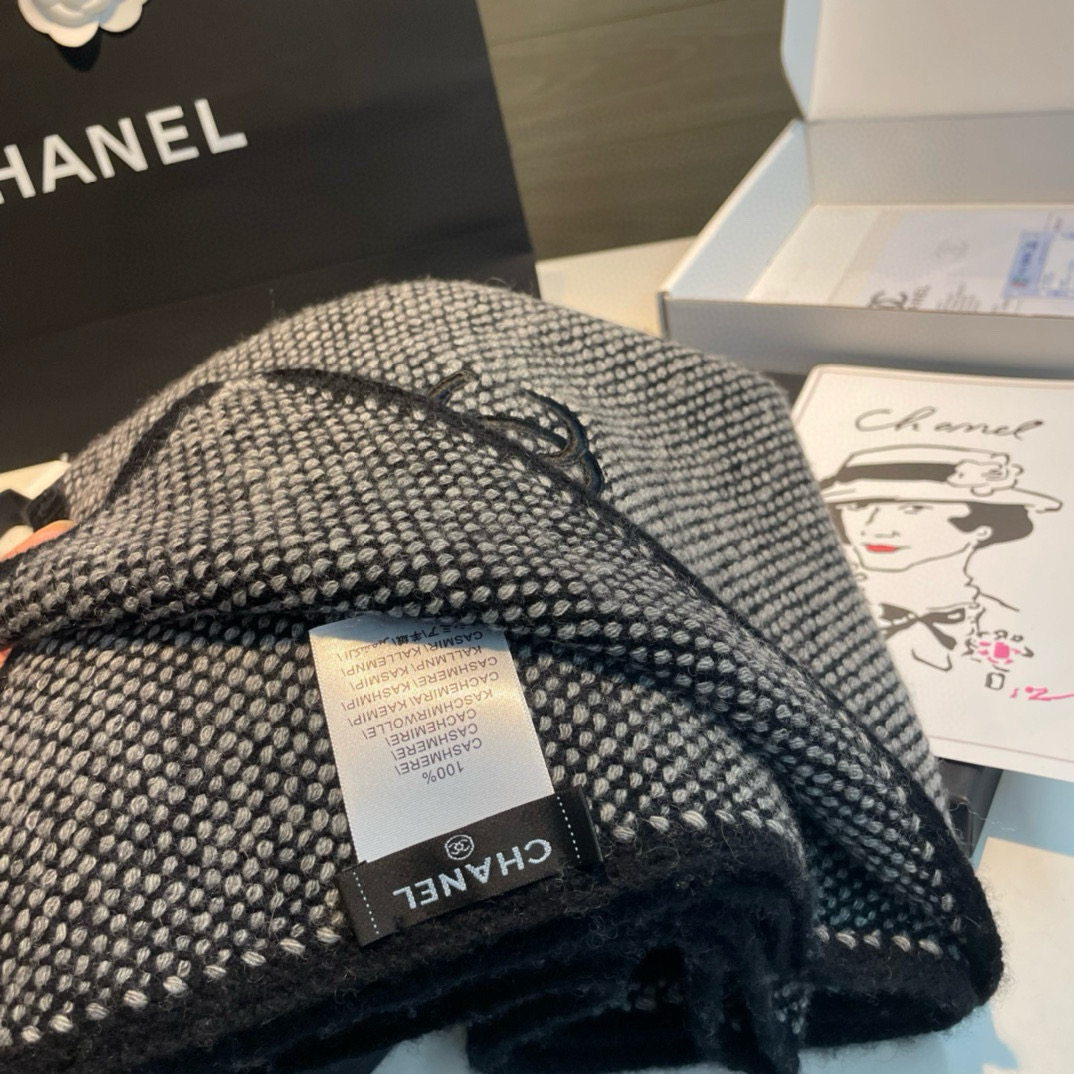 网红刘钰懿同款！真的超级气质百搭的设计~经典菱格纹元素再现，香家专属的风格！双coco lady名媛气质