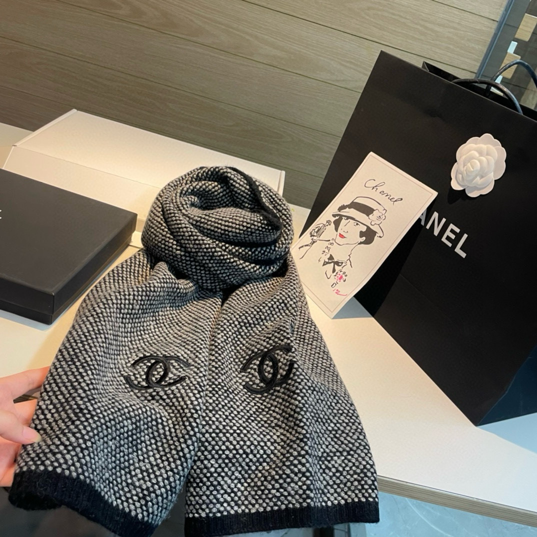 网红刘钰懿同款！真的超级气质百搭的设计~经典菱格纹元素再现，香家专属的风格！双coco lady名媛气质