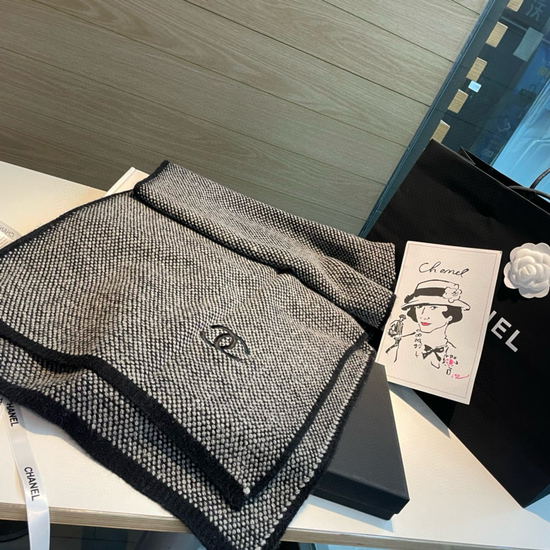 网红刘钰懿同款！真的超级气质百搭的设计~经典菱格纹元素再现，香家专属的风格！双coco lady名媛气质