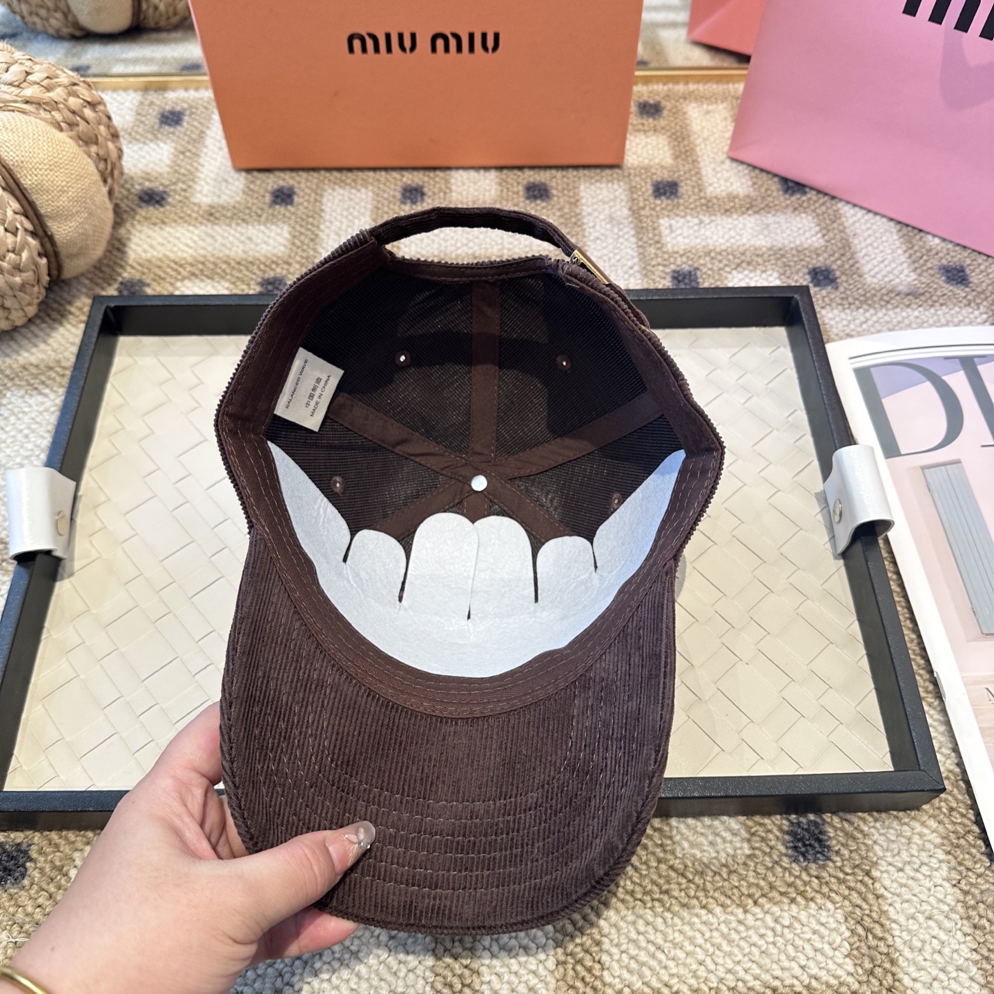 谬谬miumiu 原单 新款棒球帽，正品开模订制，原版做工细致质量超赞！