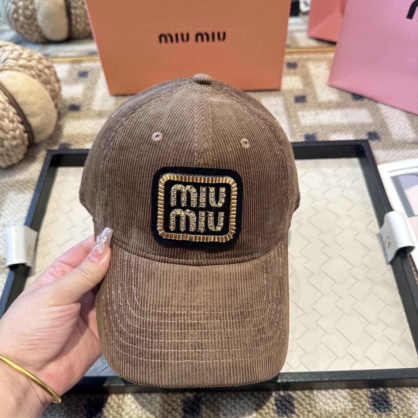 谬谬miumiu 原单 新款棒球帽，正品开模订制，原版做工细致质量超赞！