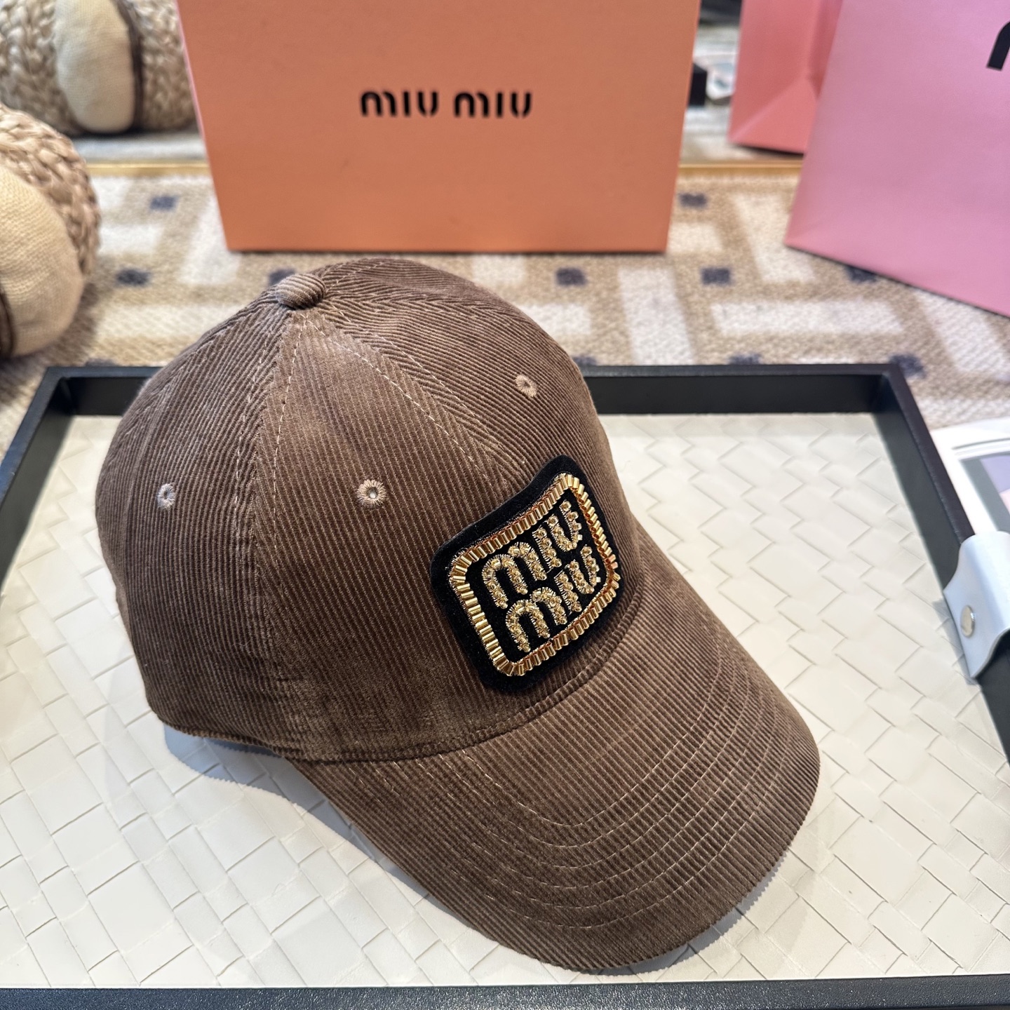 谬谬miumiu 原单 新款棒球帽，正品开模订制，原版做工细致质量超赞！