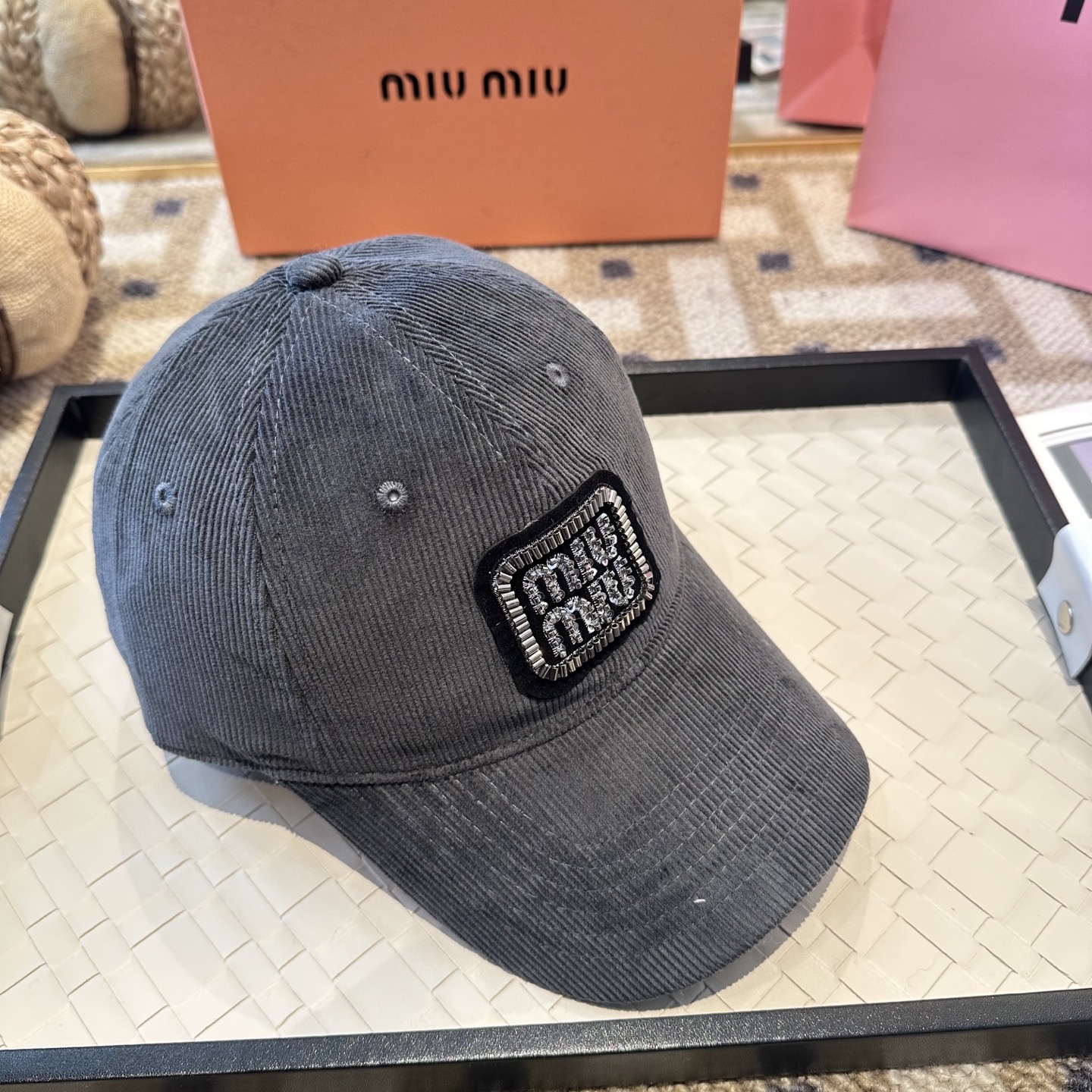 谬谬miumiu 原单 新款棒球帽，正品开模订制，原版做工细致质量超赞！