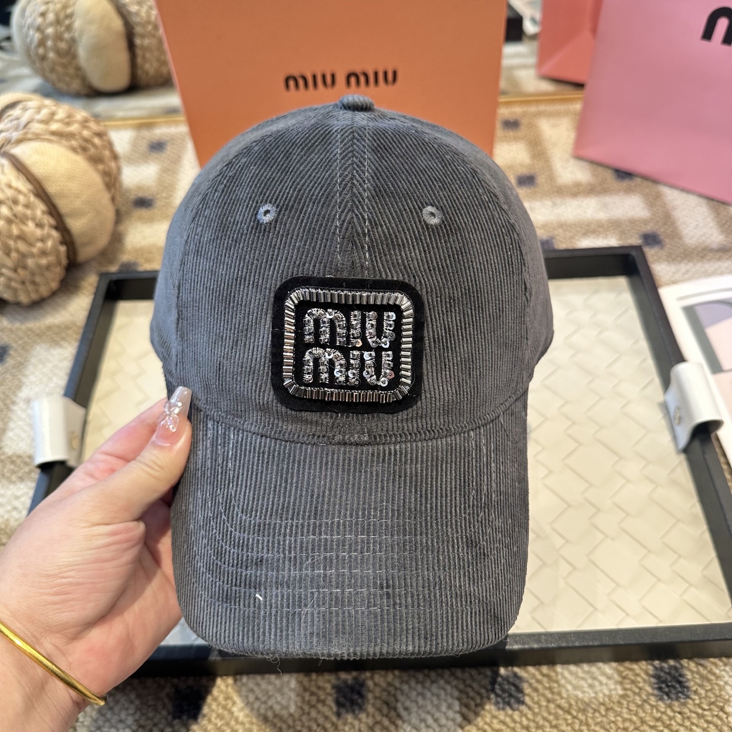 谬谬miumiu 原单 新款棒球帽，正品开模订制，原版做工细致质量超赞！
