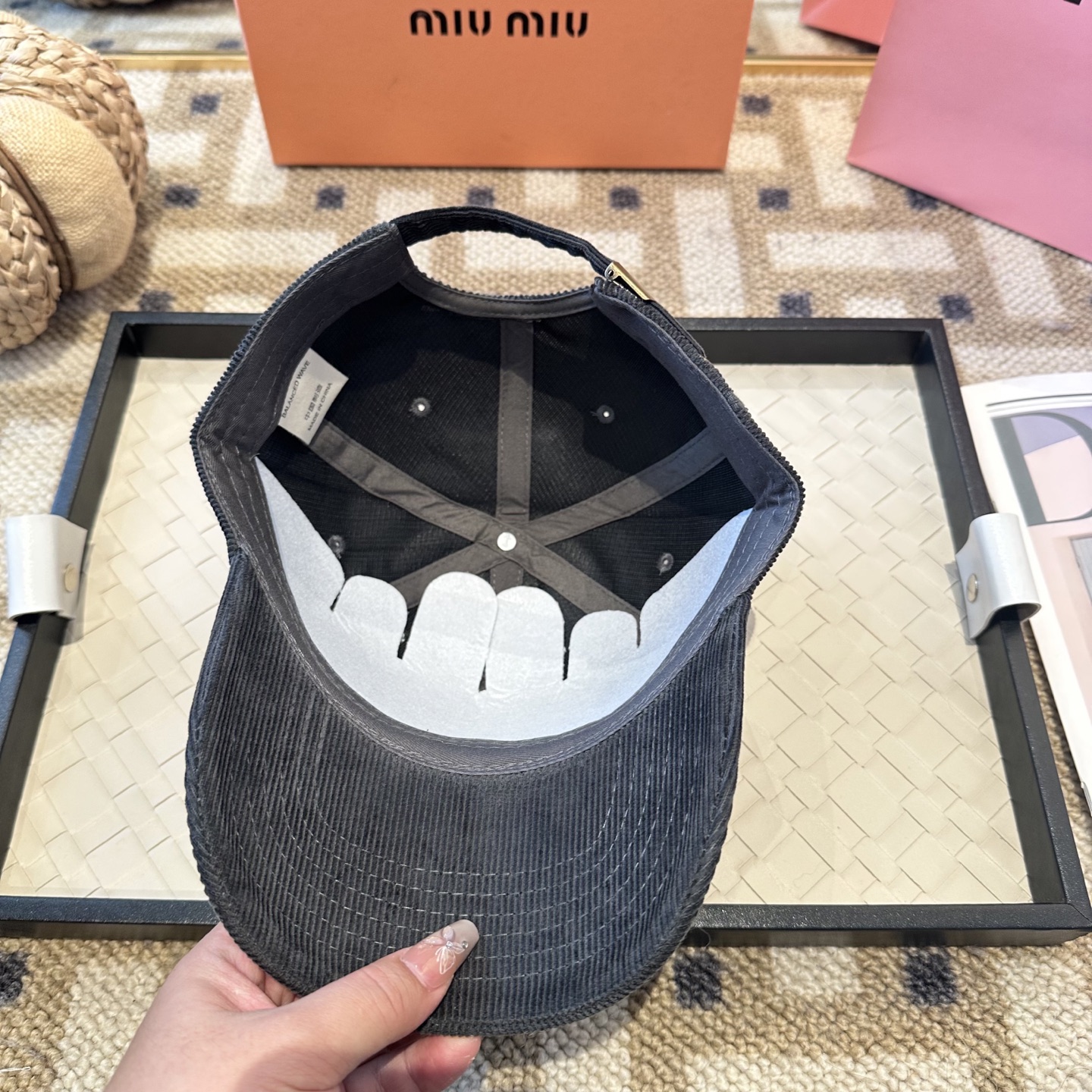 谬谬miumiu 原单 新款棒球帽，正品开模订制，原版做工细致质量超赞！