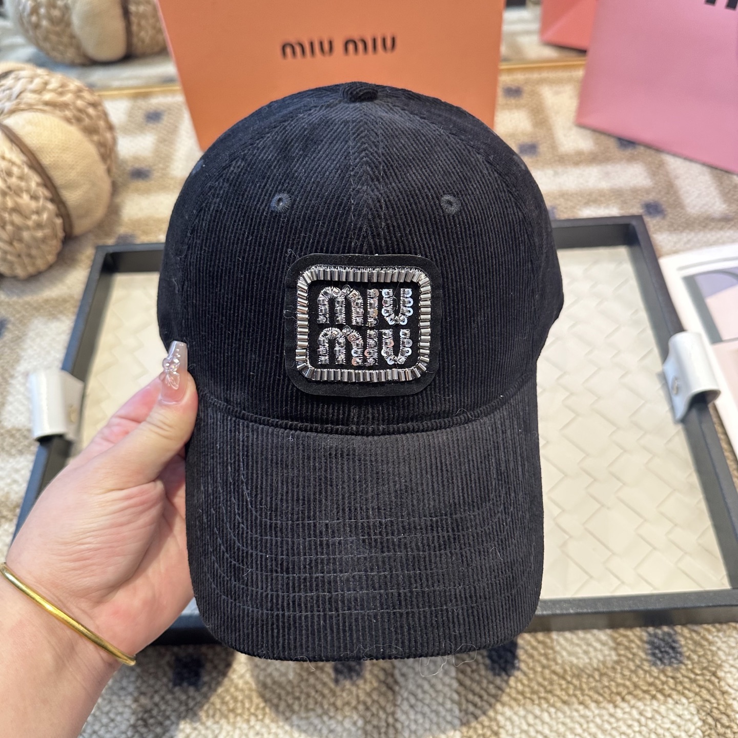 谬谬miumiu 原单 新款棒球帽，正品开模订制，原版做工细致质量超赞！