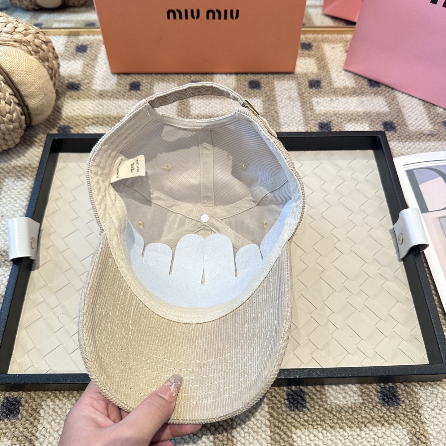谬谬miumiu 原单 新款棒球帽，正品开模订制，原版做工细致质量超赞！