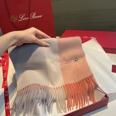 🆕 🆕Loro 🆕 Piana · 诺悠翩雅【贸易公司尾单,极品山羊绒围巾披肩】送人自留都太高大上了😍重磅上新,爆款爆款 🆕 🆕Loro 🆕 Piana · 诺悠翩雅【贸易公司尾单,极品山羊绒围巾披肩】送人自留都太高大上了😍重磅上新,爆款爆款