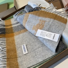 ✨✨Burberry · 巴宝莉双面围巾❗好看的要疯掉了,太有型太有魅力了❗❗非常斯文时尚的秋冬单品!真的很喜欢,非常C ✨✨Burberry · 巴宝莉双面围巾❗好看的要疯掉了,太有型太有魅力了❗❗非常斯文时尚的秋冬单品!真的很喜欢,非常C