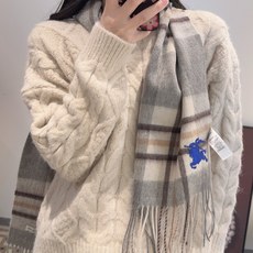 ✨✨Burberry · 巴宝莉双面围巾❗好看的要疯掉了,太有型太有魅力了❗❗非常斯文时尚的秋冬单品!真的很喜欢,非常C ✨✨Burberry · 巴宝莉双面围巾❗好看的要疯掉了,太有型太有魅力了❗❗非常斯文时尚的秋冬单品!真的很喜欢,非常C