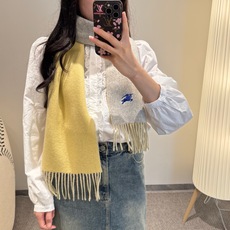 ✨✨Burberry · 巴宝莉双面围巾❗好看的要疯掉了,太有型太有魅力了❗❗非常斯文时尚的秋冬单品!真的很喜欢,非常C ✨✨Burberry · 巴宝莉双面围巾❗好看的要疯掉了,太有型太有魅力了❗❗非常斯文时尚的秋冬单品!真的很喜欢,非常C