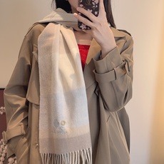 🆕Loro Piana · 诺悠翩雅【贸易公司尾单,极品山羊绒围巾披肩】送人自留都太高大上了😍重磅上新,爆款爆款,渠道极 🆕Loro Piana · 诺悠翩雅【贸易公司尾单,极品山羊绒围巾披肩】送人自留都太高大上了😍重磅上新,爆款爆款,渠道极