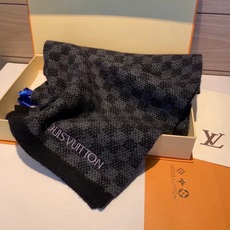 难得的高端男款,家属福利‼️LV刺绣🪡非常正的男士围巾~面料大爱,非常柔软细腻舒服‼️大气简约,超级好看的男神配色,任何 难得的高端男款,家属福利‼️LV刺绣🪡非常正的男士围巾~面料大爱,非常柔软细腻舒服‼️大气简约,超级好看的男神配色,任何