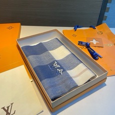 【▪️家属福利来了!!Lv 高端重磅男士围巾!】怒赞推荐,激动~!!下手绝对要快,同步专柜,最高端的男士款~工艺难度大, 【▪️家属福利来了!!Lv 高端重磅男士围巾!】怒赞推荐,激动~!!下手绝对要快,同步专柜,最高端的男士款~工艺难度大,