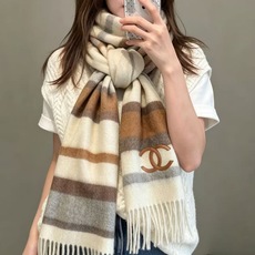 🆕 【CHANEL·香奈儿 】喜欢有颜值,高质量的亲可入手,名媛单品,无论怎么搭配都是满满的气质感,100%极品山羊绒水 🆕 【CHANEL·香奈儿 】喜欢有颜值,高质量的亲可入手,名媛单品,无论怎么搭配都是满满的气质感,100%极品山羊绒水