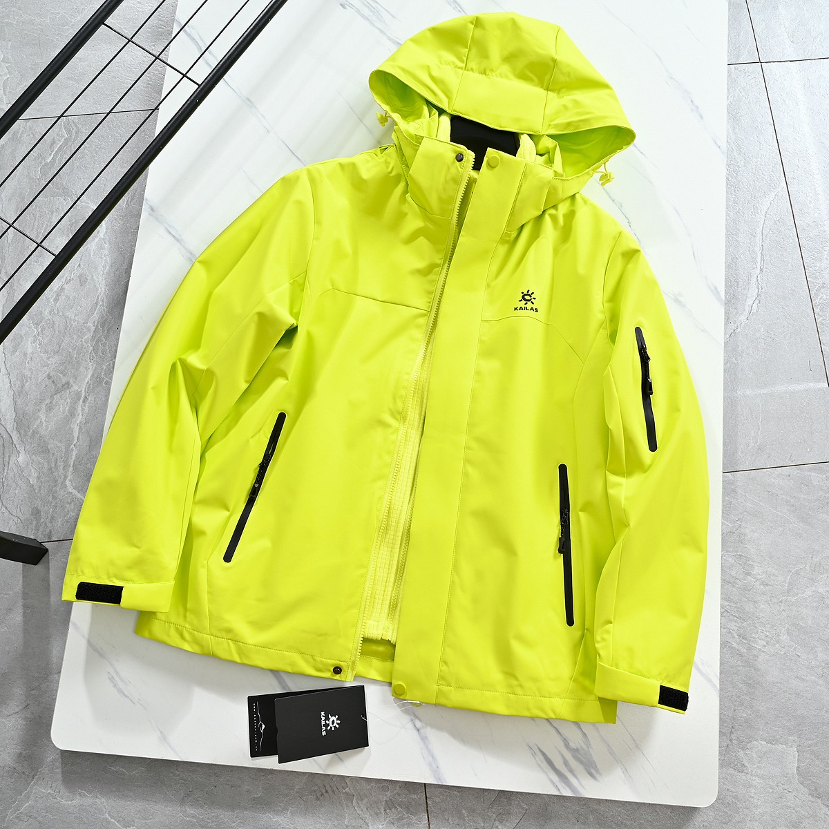 _d1H9sKSlkXXXGXPih2Iw0zzGg0dKZzy1ci570FA