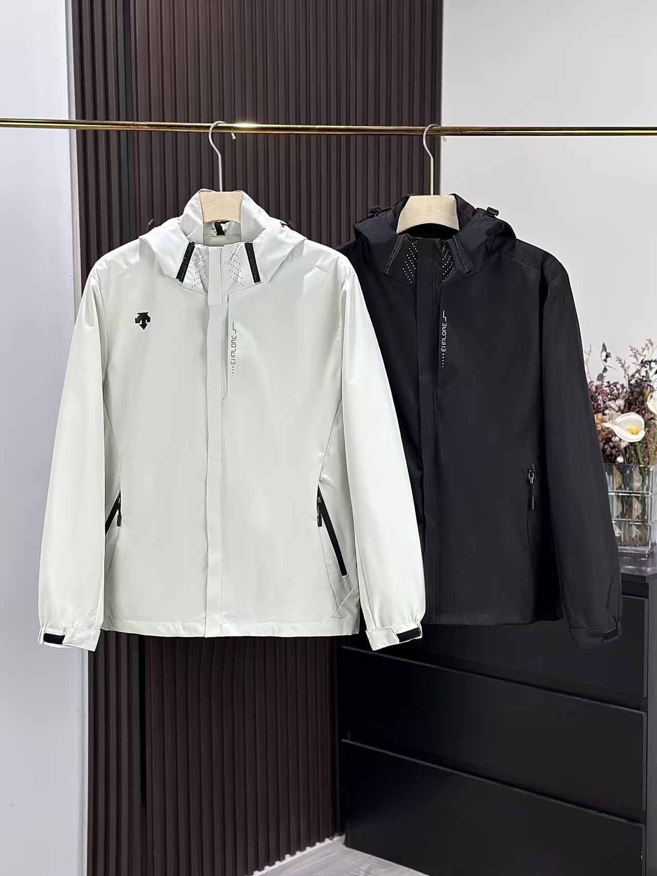 _dkE9smCQNQLwxpzh-M4f0alFT-wdjBrR1Wzmkxw