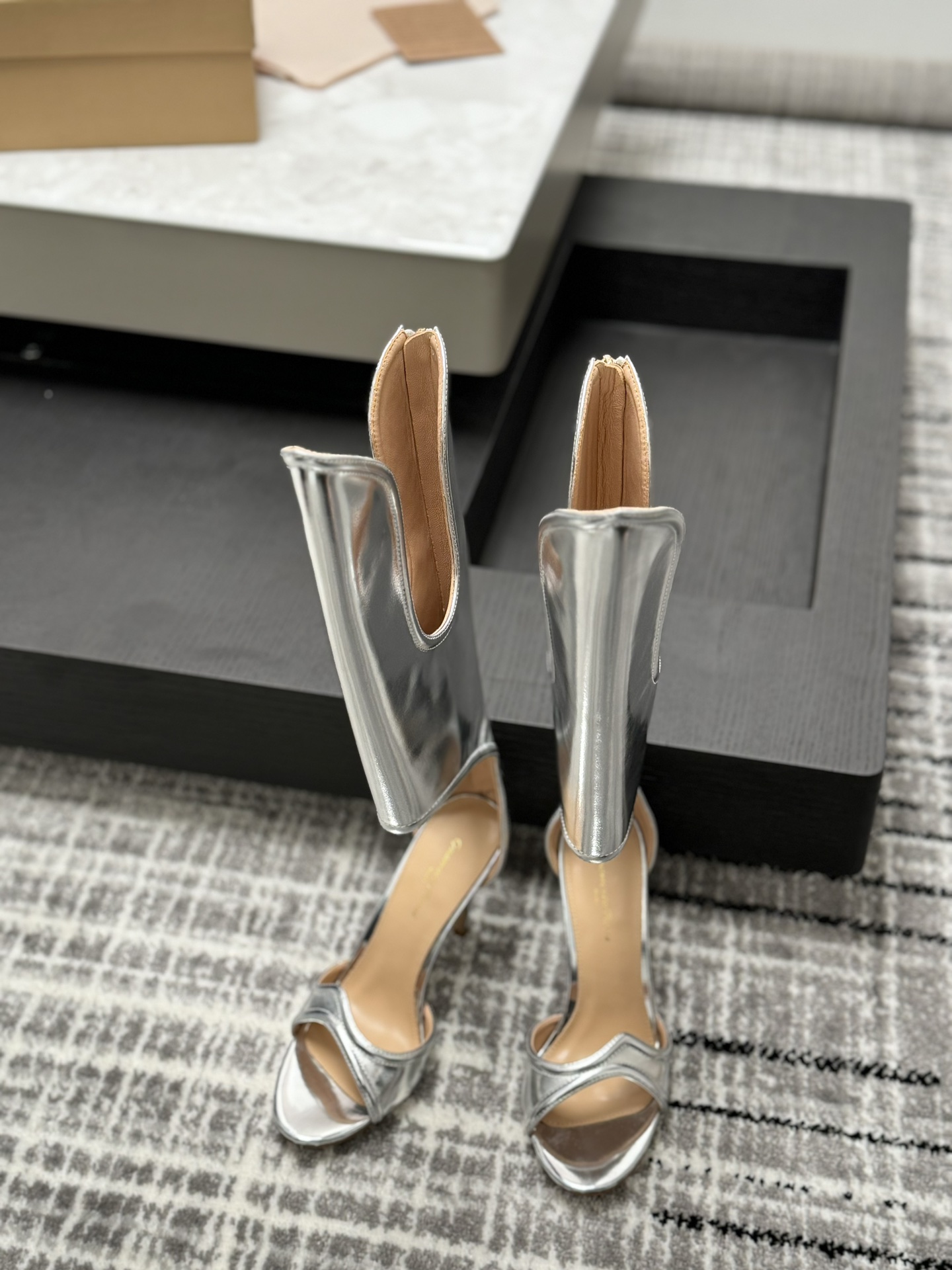 Gianvito Rossi 2022SS transparante open teen pumps met puntneus, upgrade versie + PVC milieuvriendelijk materiaal, 10.5cm lamsleer voering