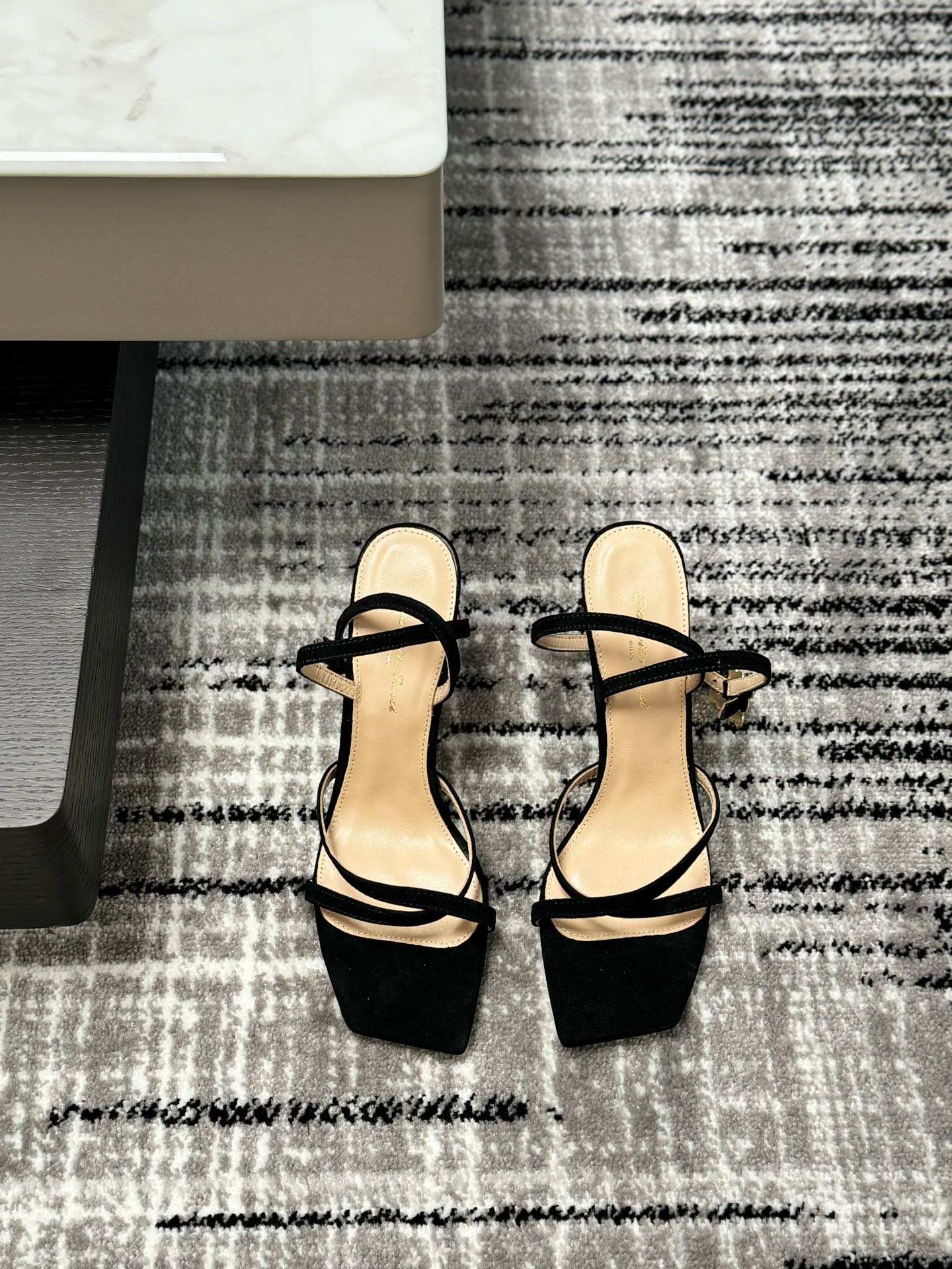 Gianvito Rossi Eiko Stiletto 小高跟 拖鞋 凉鞋 羊京+网纱+捷克钻 10.5cm/8cm