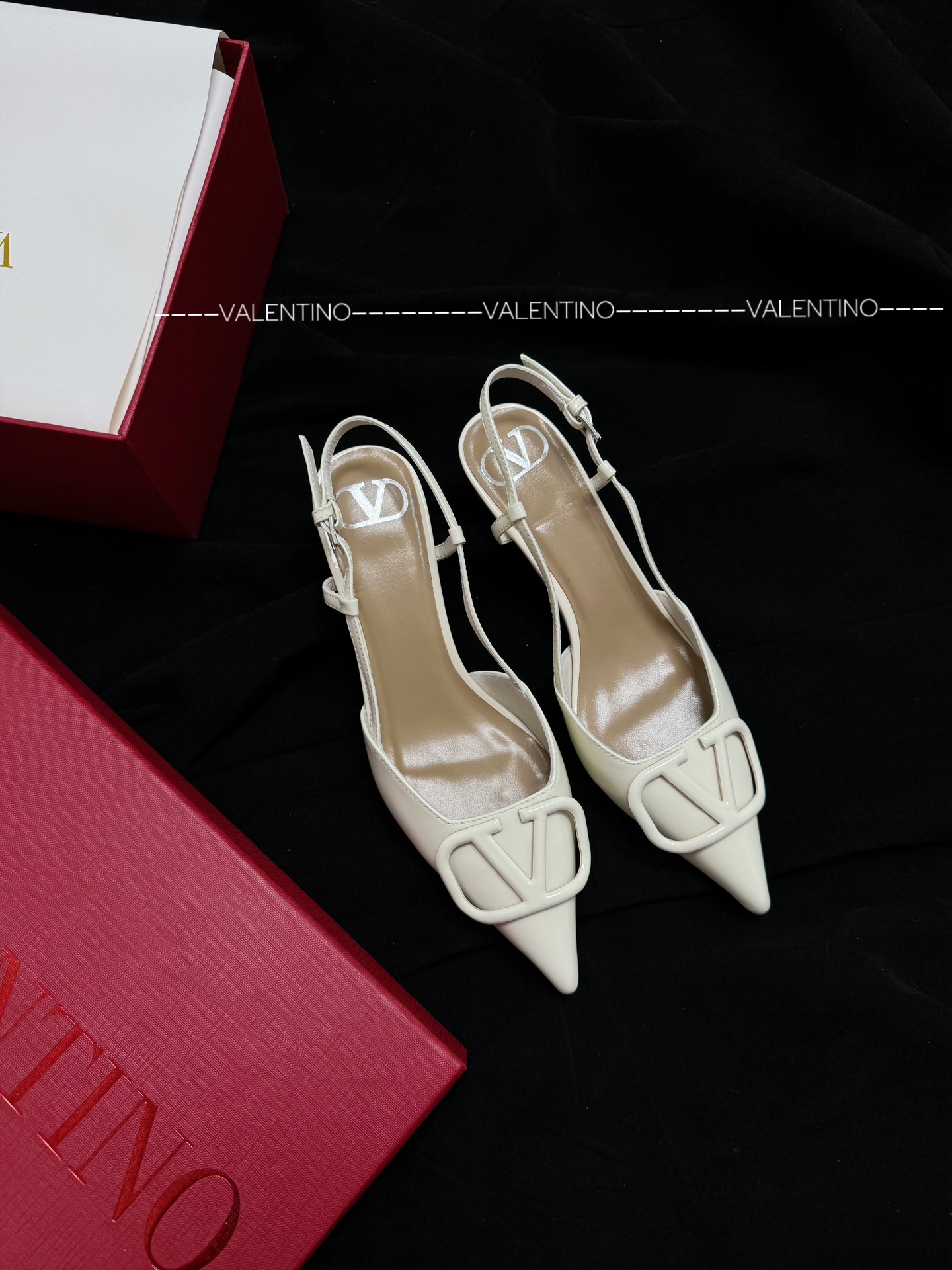 Valentino Pointed Toe Patent Leather Slingback High Heels V Logo