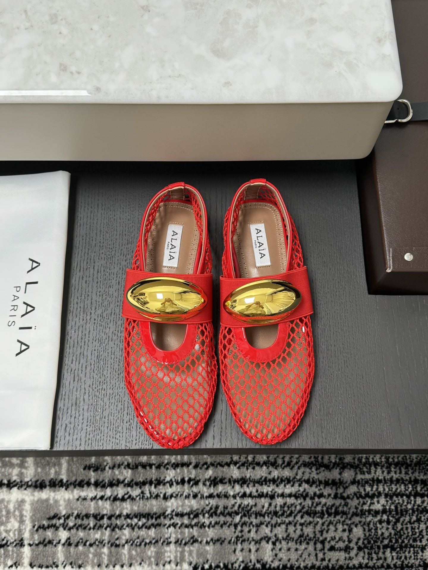 ALAIA Buckle Mesh Ballet Flats Women's Runway Style Sweet-Cool Ballet Trend - Top Version