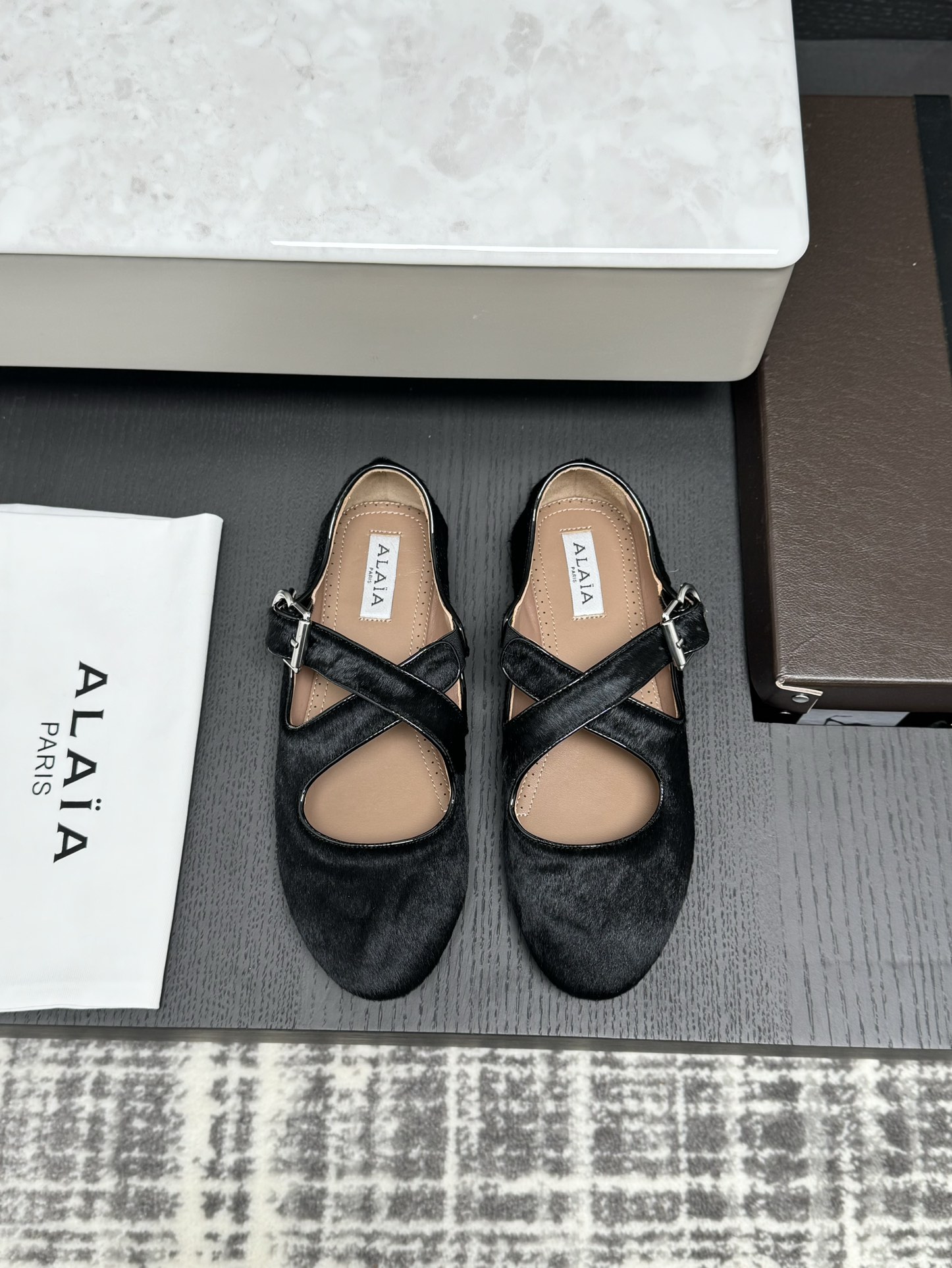 ALAIA перекрестные ремешки балетки женские подиумная модель удобные универсальные - топ версия