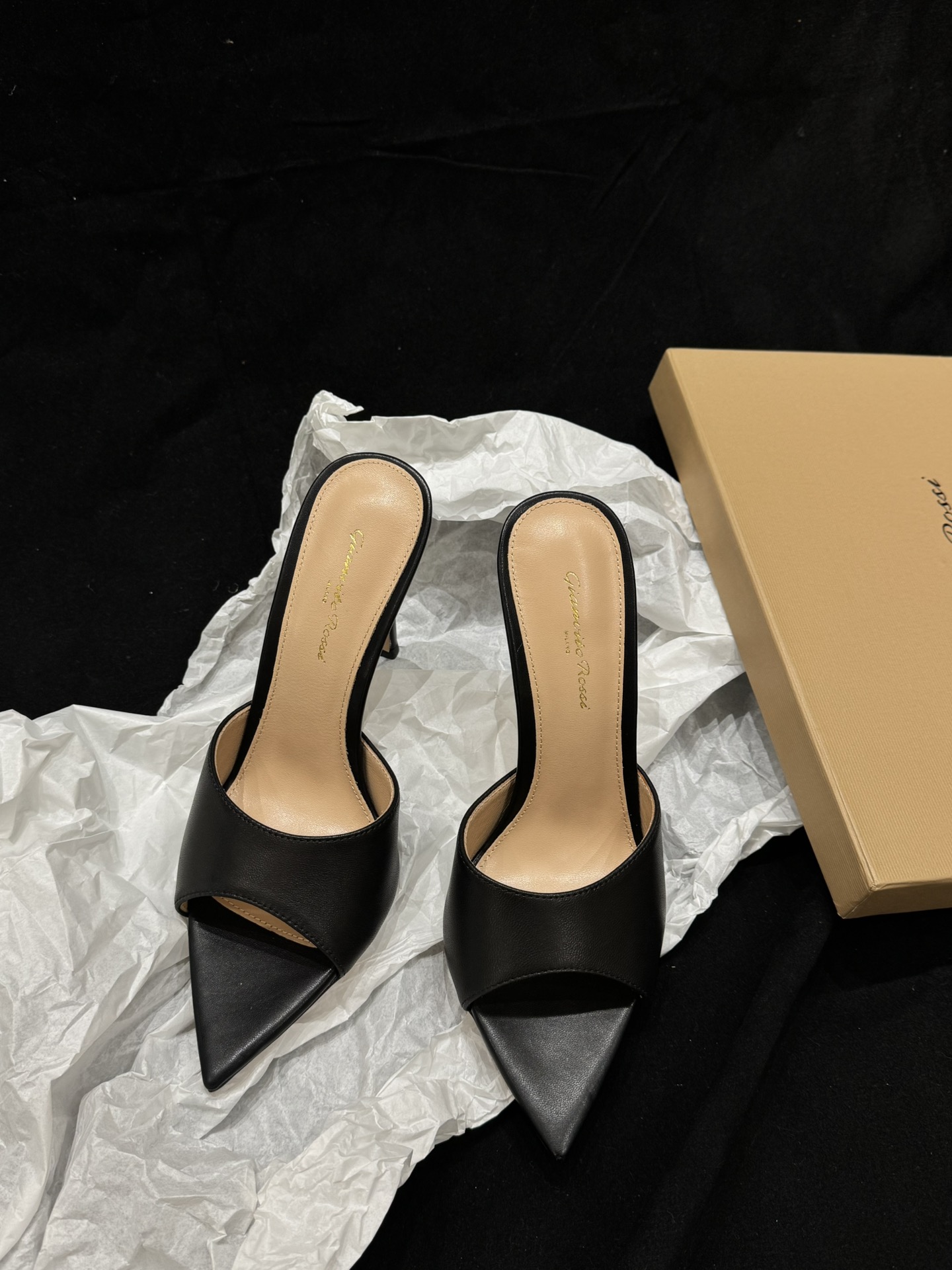 Gianvito Rossi Eiko Stiletto ミドルヒール サンダル ミュール スエード+メッシュ+チェコストーン 10.5cm/8cm