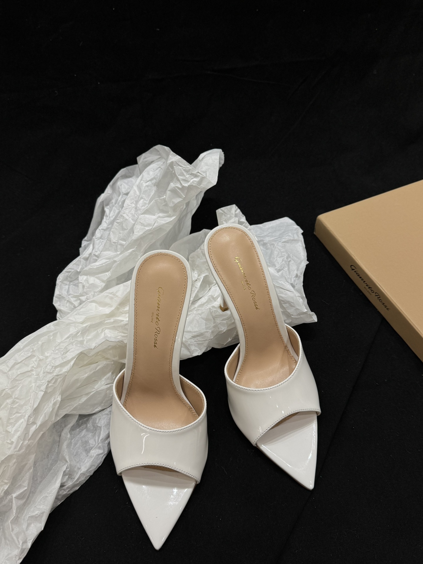 Gianvito Rossi Eiko Stiletto ミドルヒール サンダル ミュール スエード+メッシュ+チェコストーン 10.5cm/8cm