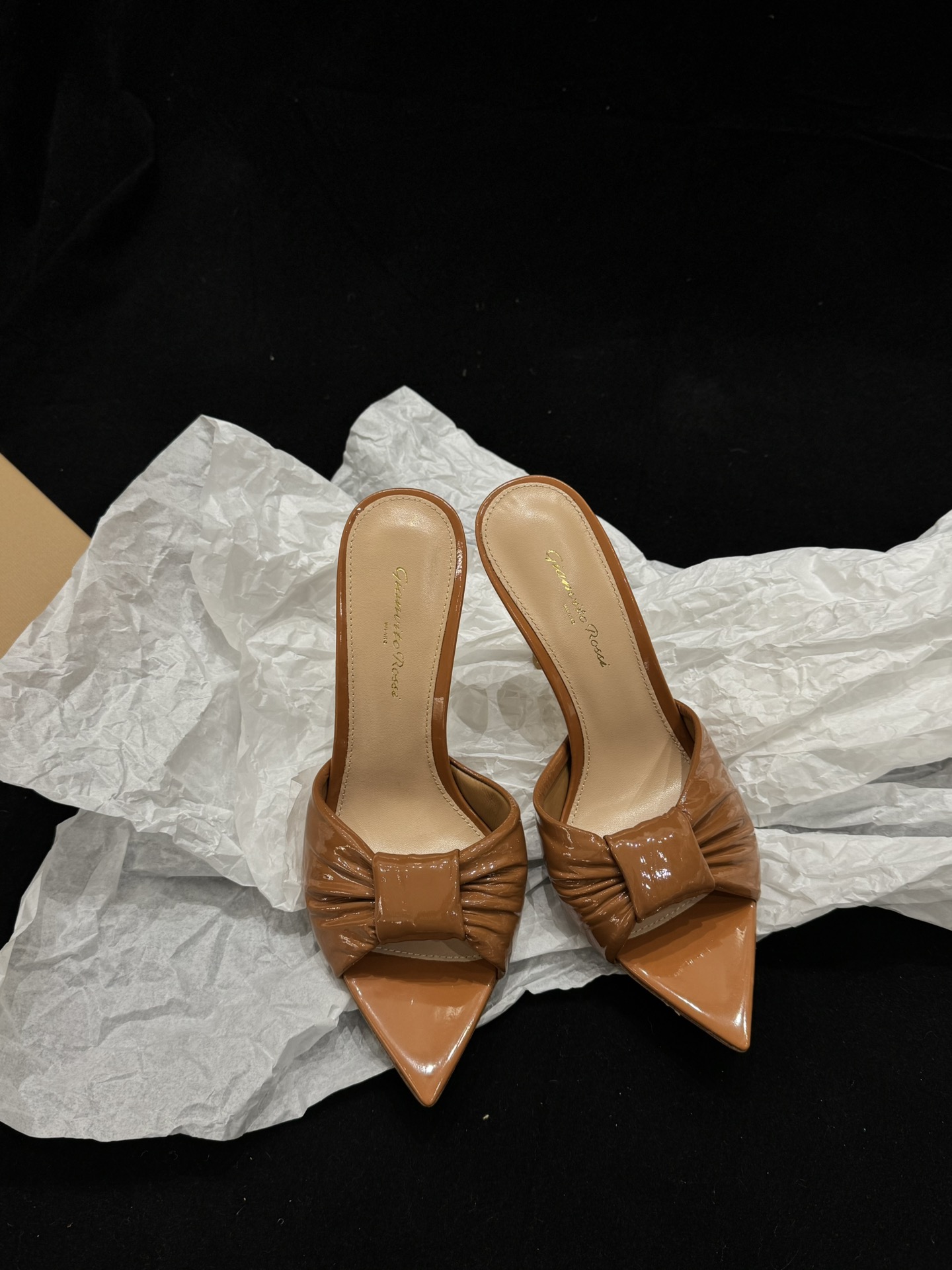 Gianvito Rossi Eiko Stiletto ミドルヒール サンダル ミュール スエード+メッシュ+チェコストーン 10.5cm/8cm