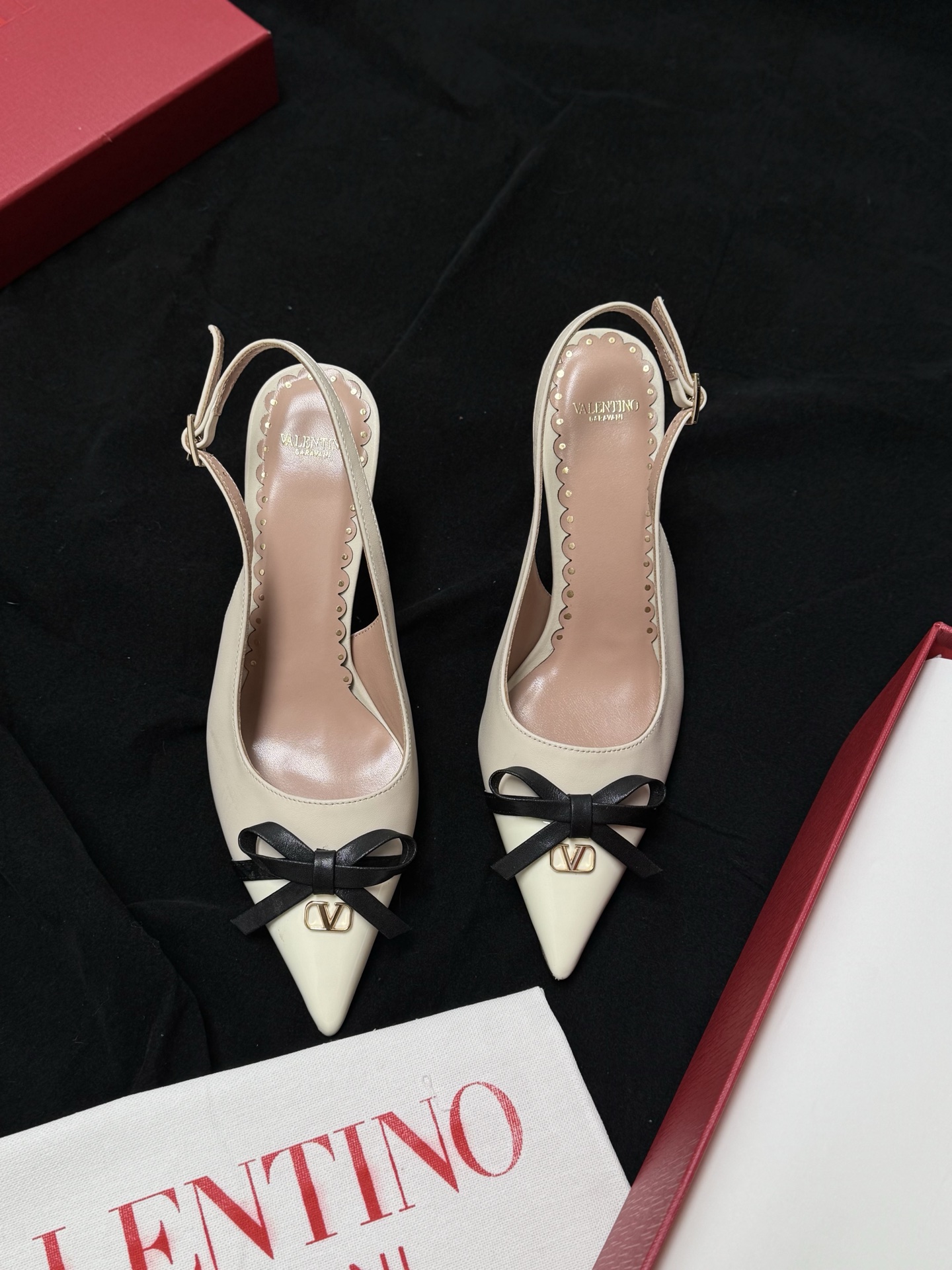 Valentino High Heels Leather Patent Leather Bow Pointed Toe Slingback